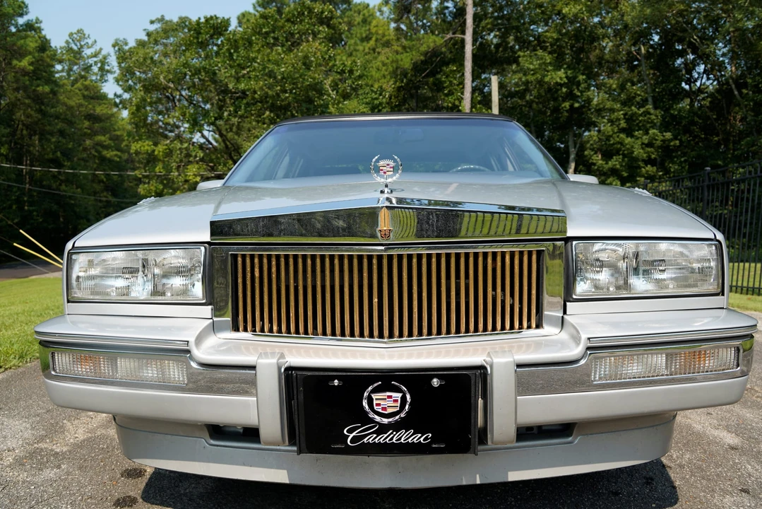 1989 Cadillac Seville - Image 22 of 31