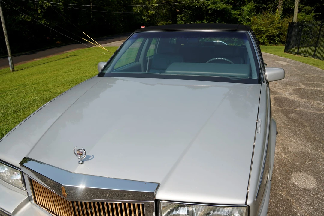1989 Cadillac Seville - Image 20 of 31