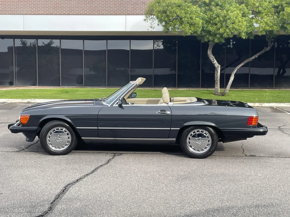 1989 Mercedes-Benz R107 SL-Class - Image 2 of 31