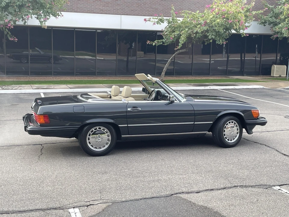 1989 Mercedes-Benz R107 SL-Class - Image 25 of 31