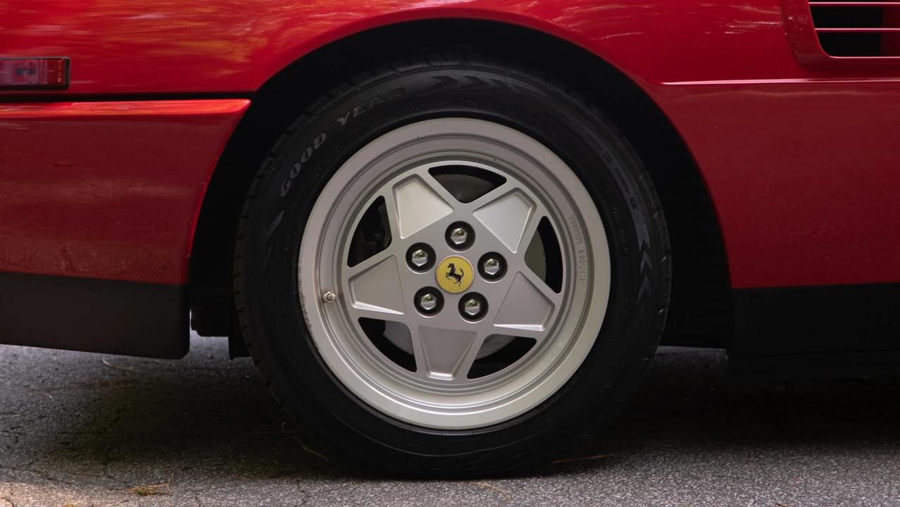 1990 Ferrari Mondial t - Image 29 of 31