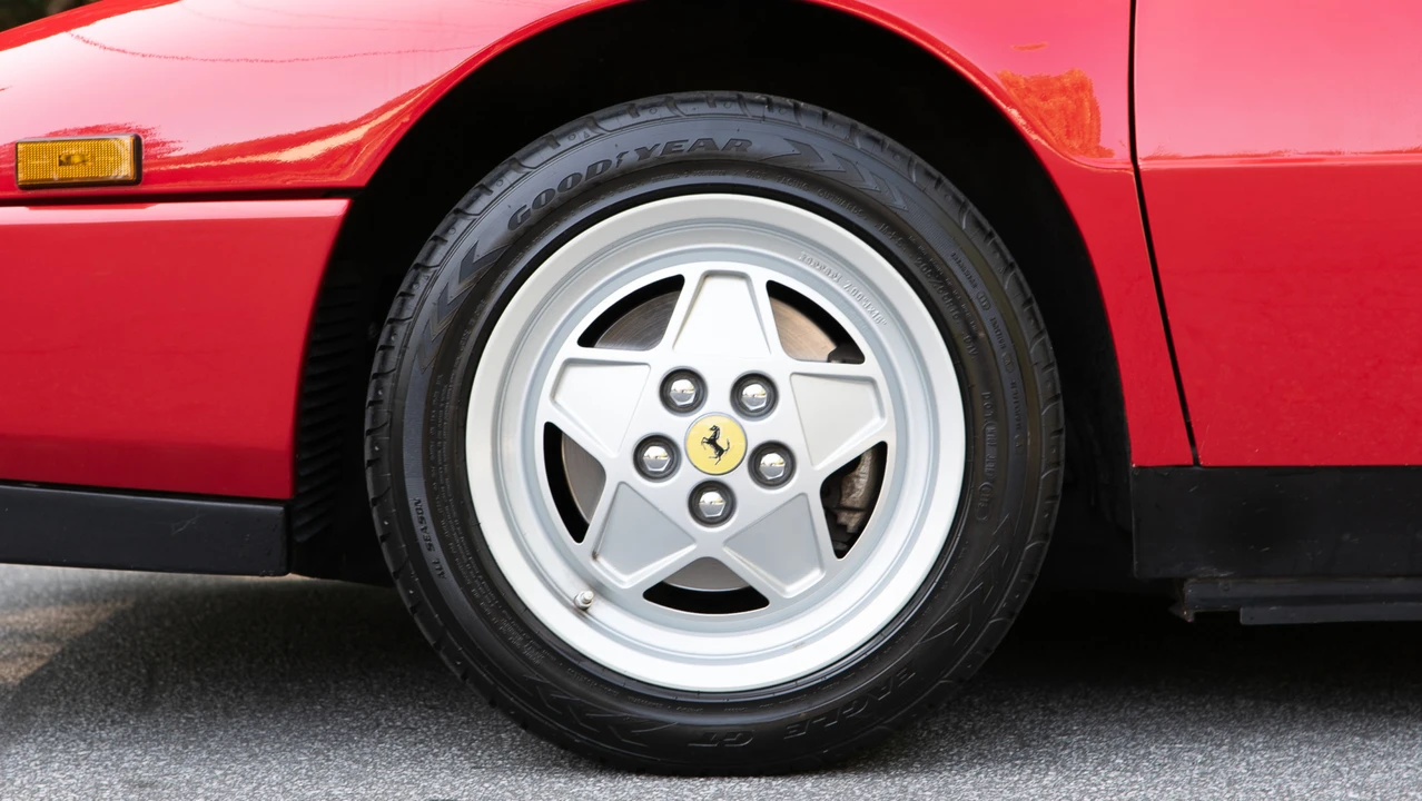1990 Ferrari Mondial t - Image 30 of 31
