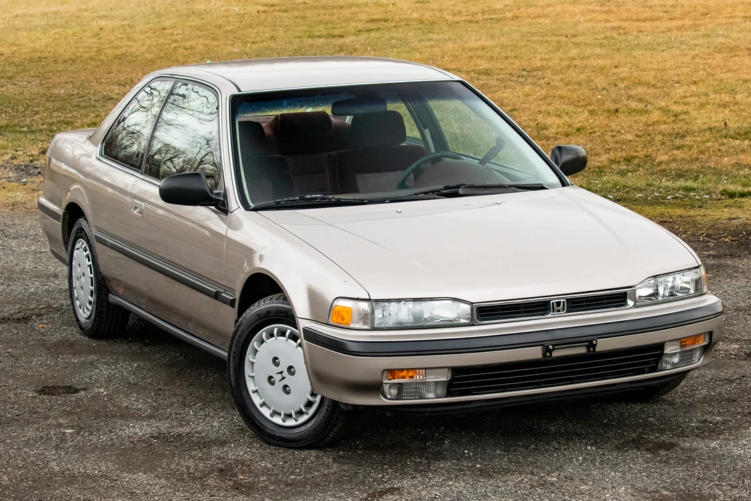 1990 Honda Accord 4th Gen - Image 7 of 31