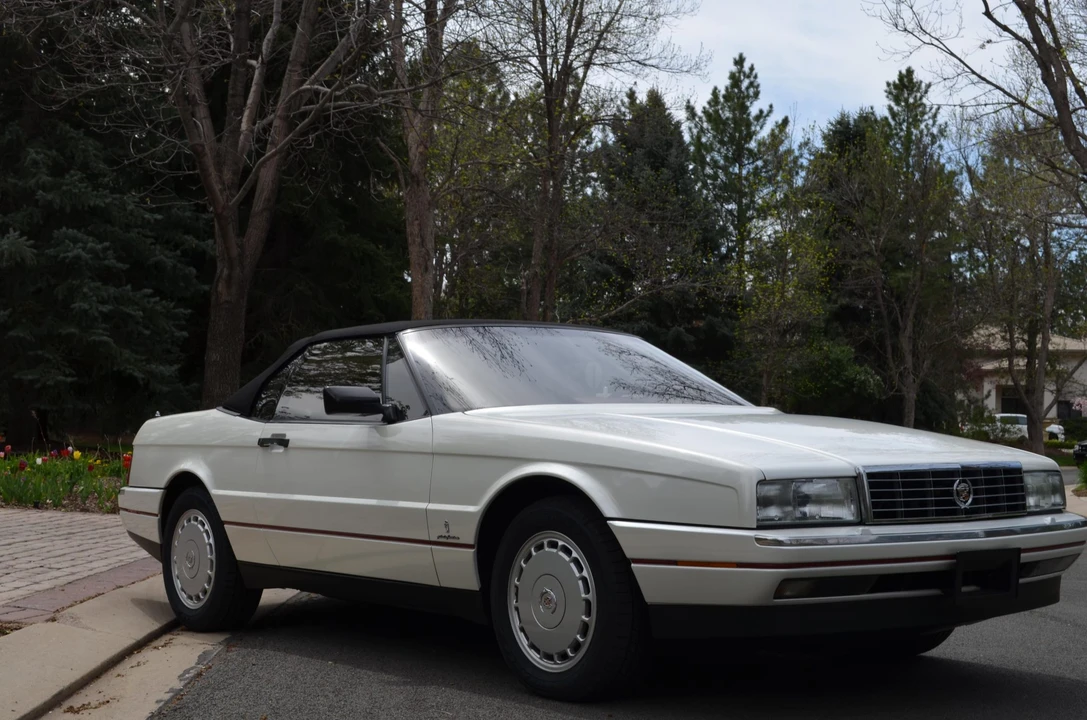 1991 Cadillac Allante - Image 3 of 31