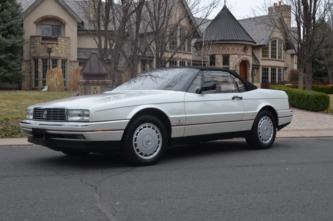 1991 Cadillac Allante - Image 15 of 31