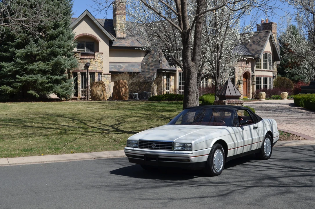 1991 Cadillac Allante - Image 21 of 31
