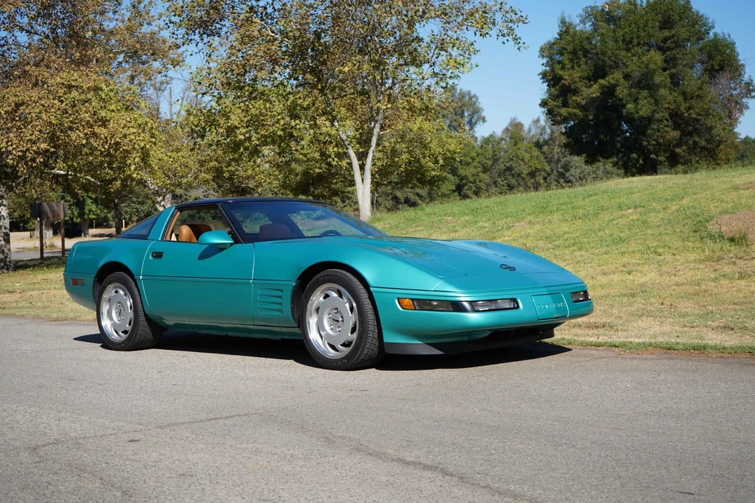 1991 Chevrolet Corvette C4 - Image 16 of 31