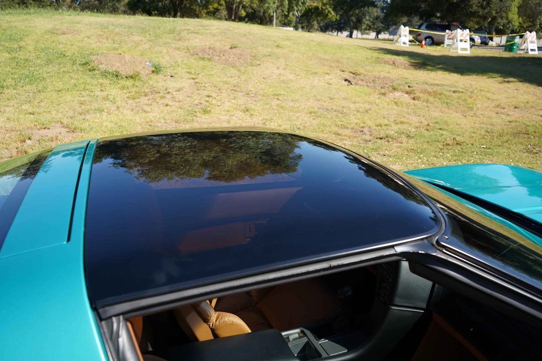 1991 Chevrolet Corvette C4 - Image 25 of 31