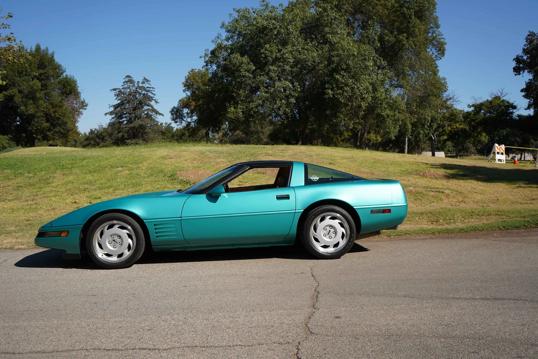 1991 Chevrolet Corvette C4 - Image 29 of 31