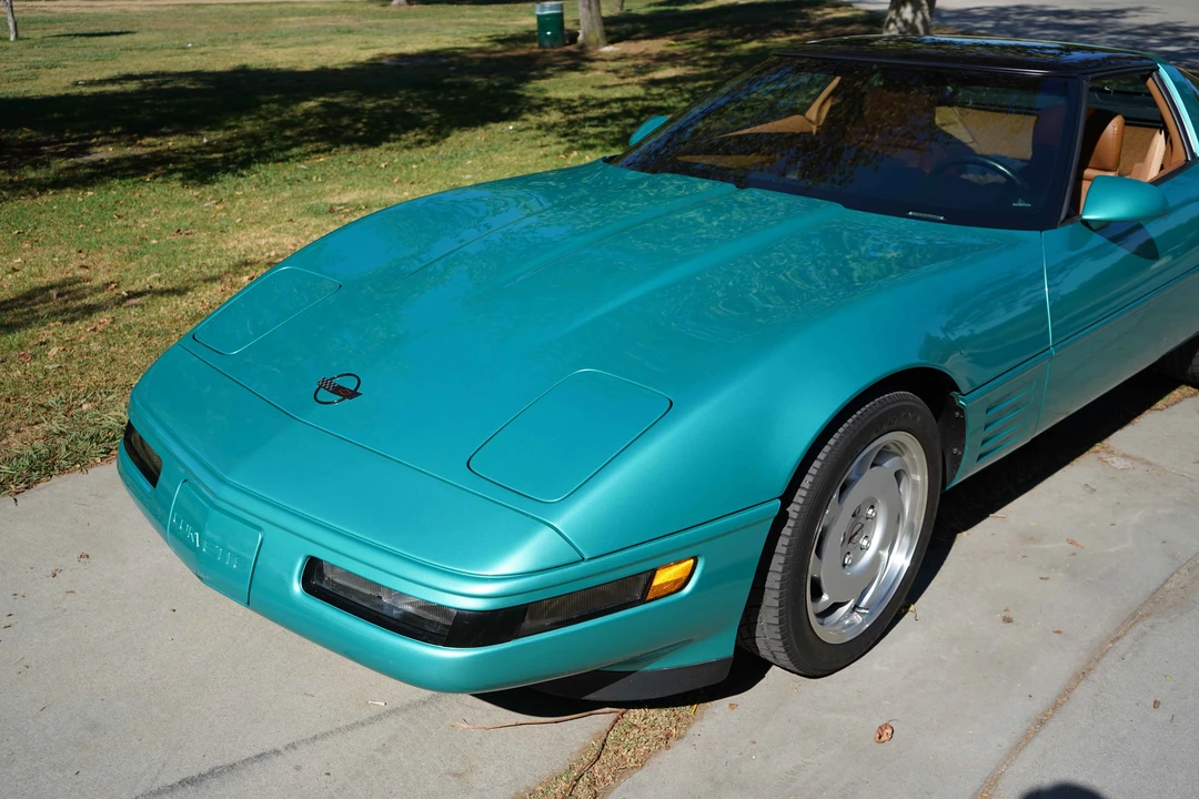 1991 Chevrolet Corvette C4 - Image 10 of 31