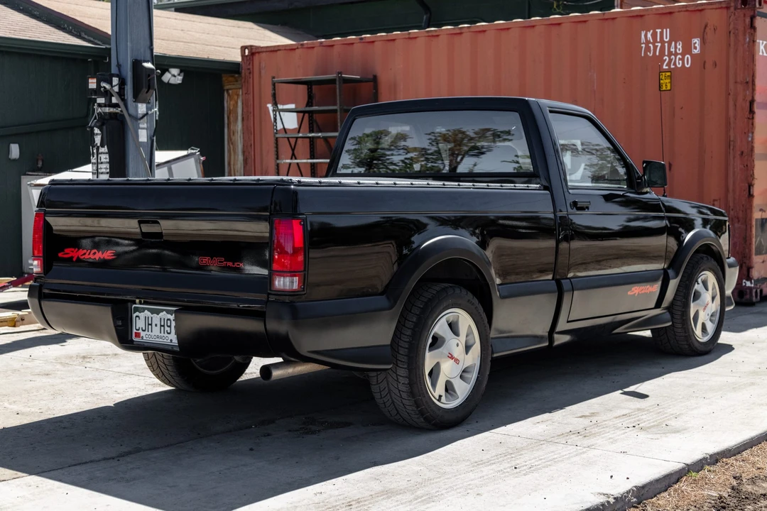 1991 GMC Syclone - Image 4 of 31