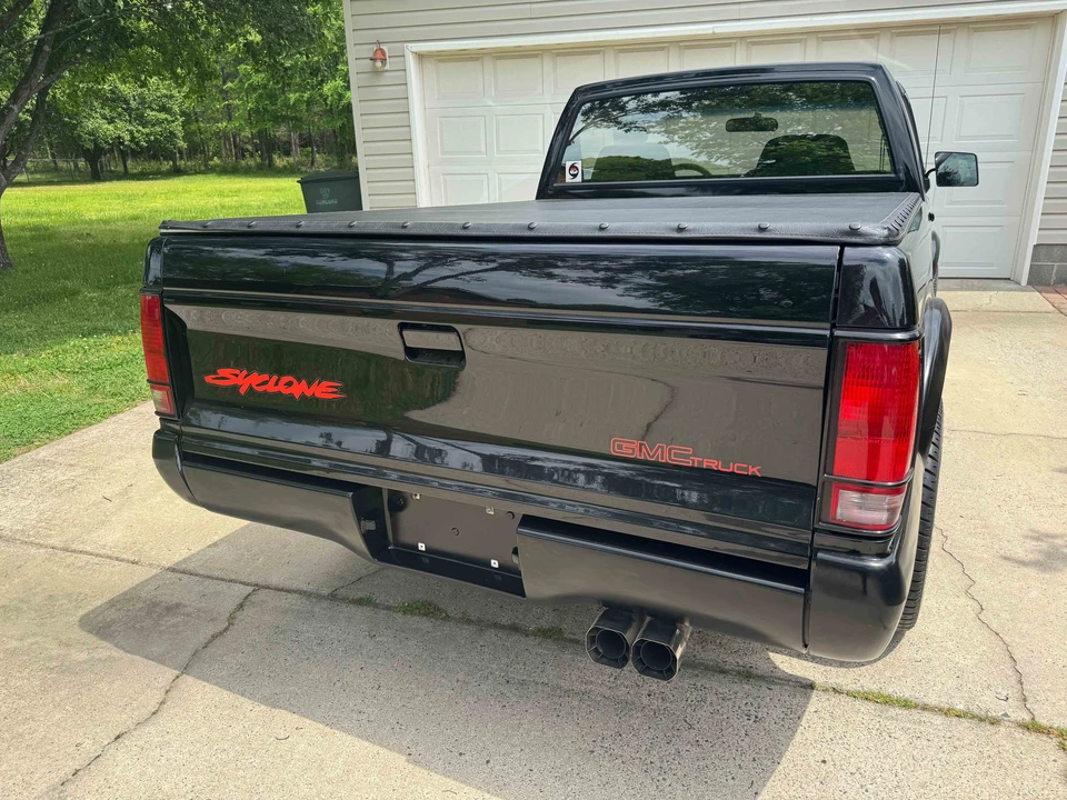 1991 GMC Syclone - Image 10 of 31