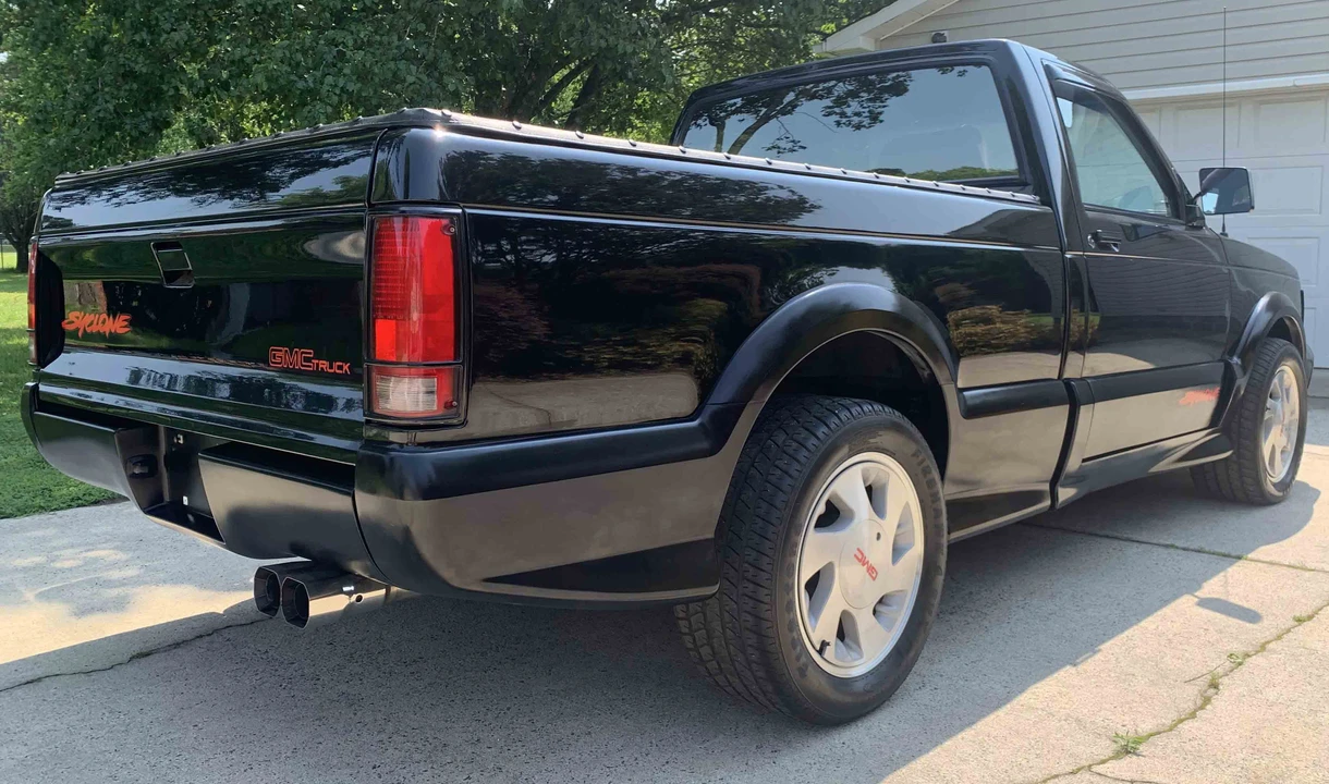 1991 GMC Syclone - Image 16 of 31