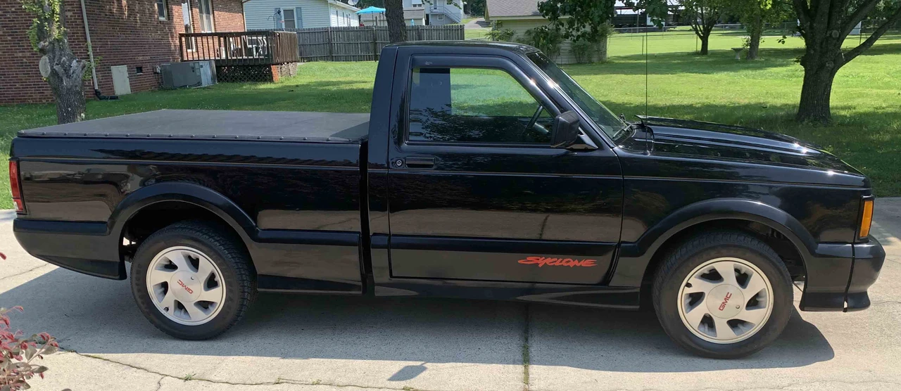1991 GMC Syclone - Image 17 of 31