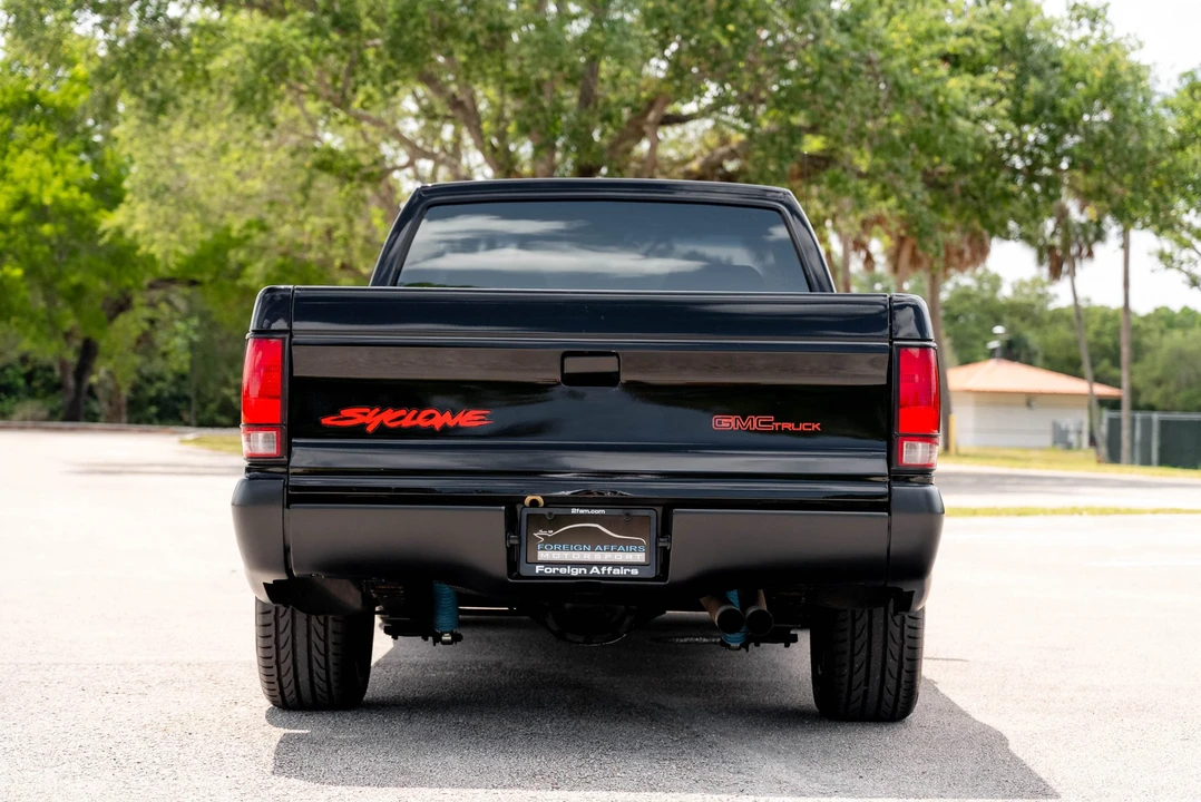 1991 GMC Syclone - Image 7 of 31