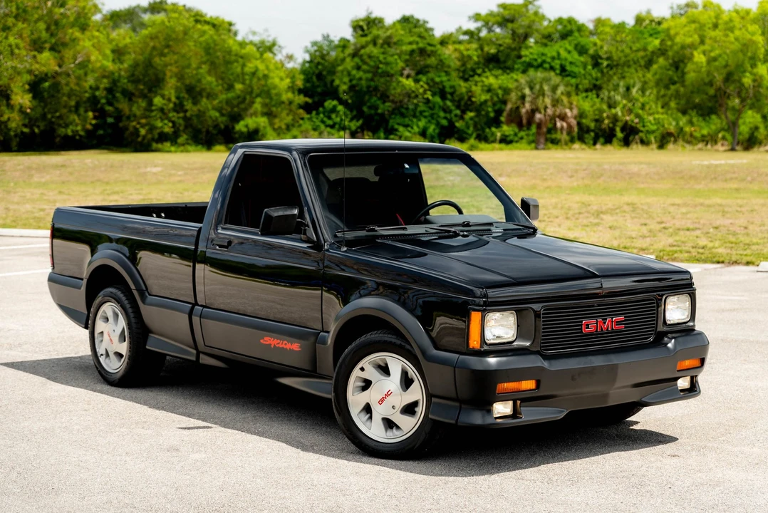 1991 GMC Syclone - Image 3 of 31