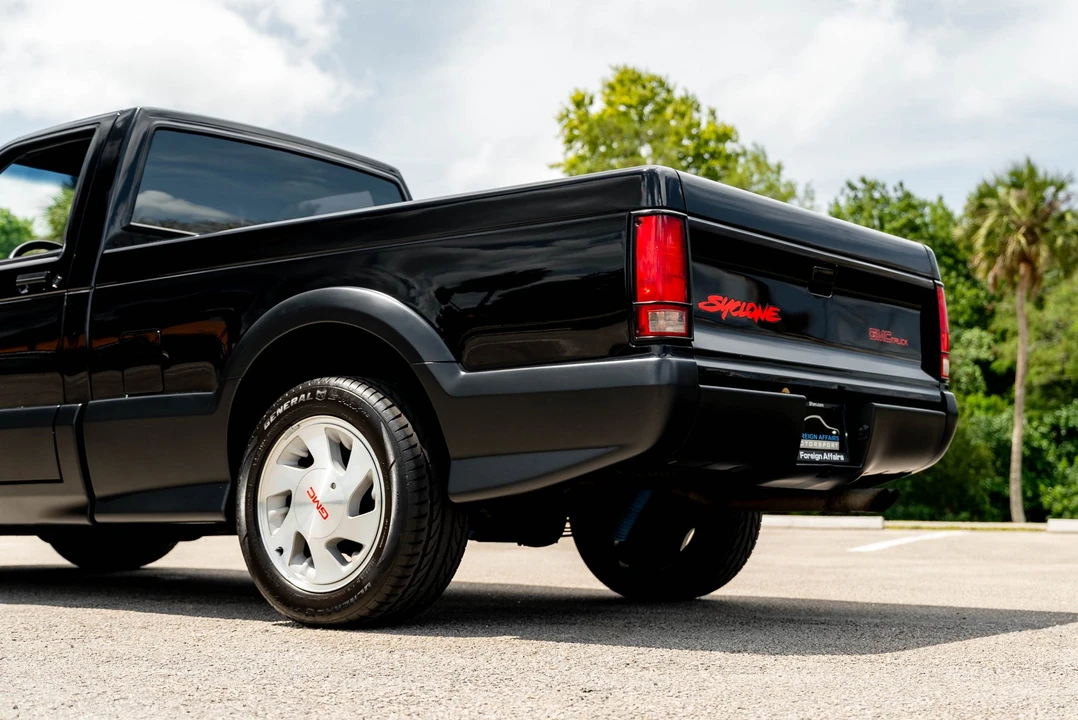 1991 GMC Syclone - Image 21 of 31