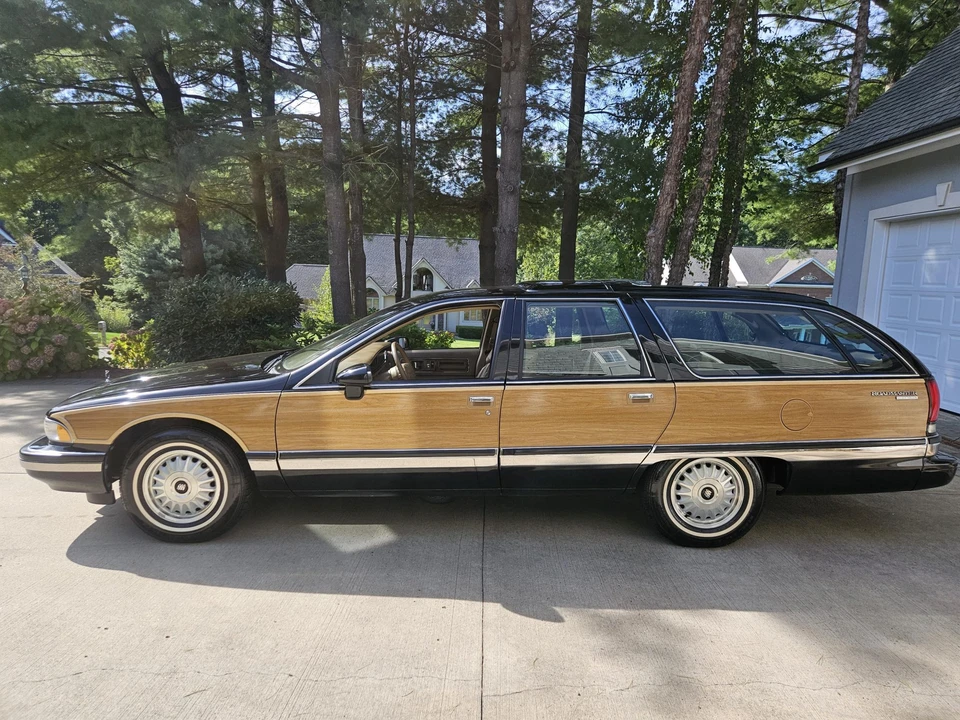 1993 Buick Roadmaster - Image 8 of 31