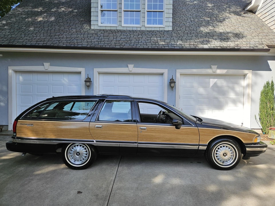 1993 Buick Roadmaster - Image 23 of 31