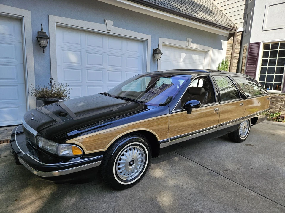 1993 Buick Roadmaster - Image 4 of 31