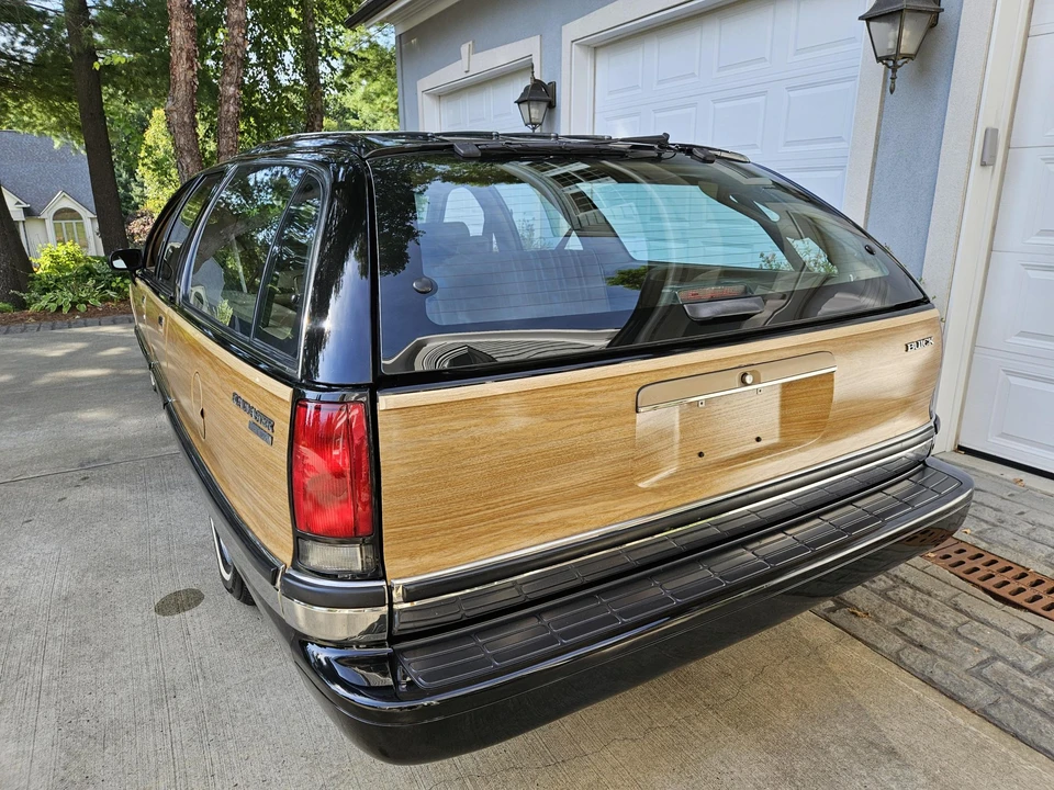 1993 Buick Roadmaster - Image 13 of 31