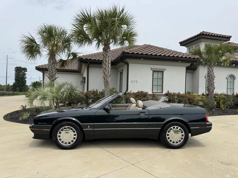 1993 Cadillac Allante - Image 26 of 31