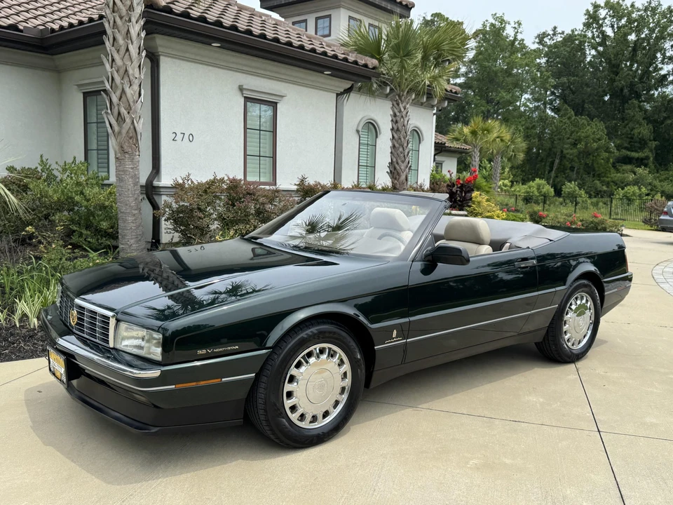 1993 Cadillac Allante - Image 28 of 31