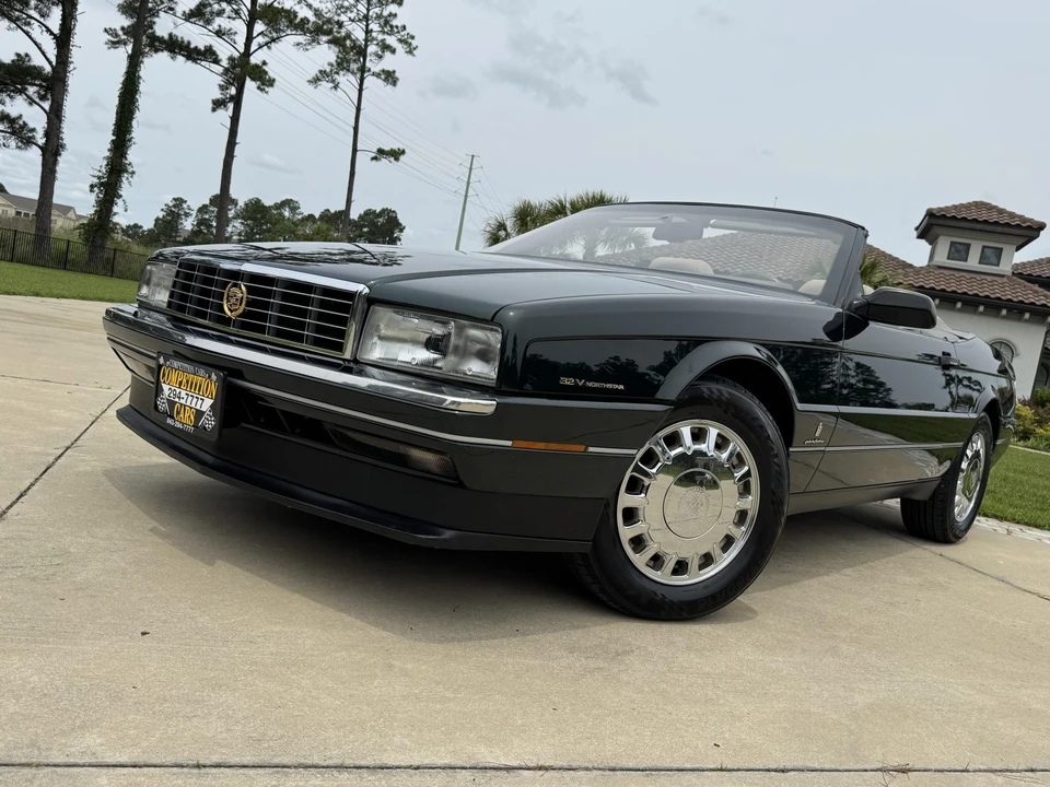 1993 Cadillac Allante - Image 2 of 31