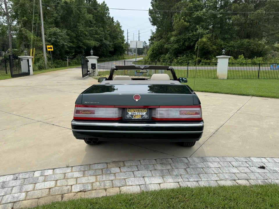 1993 Cadillac Allante - Image 19 of 31