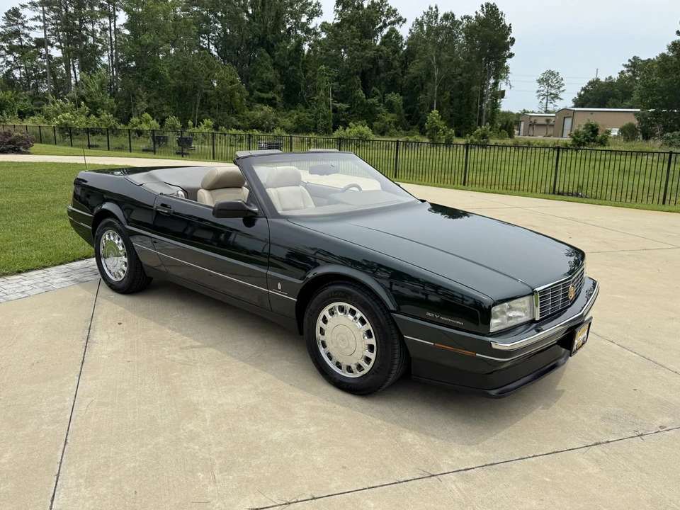 1993 Cadillac Allante - Image 12 of 31