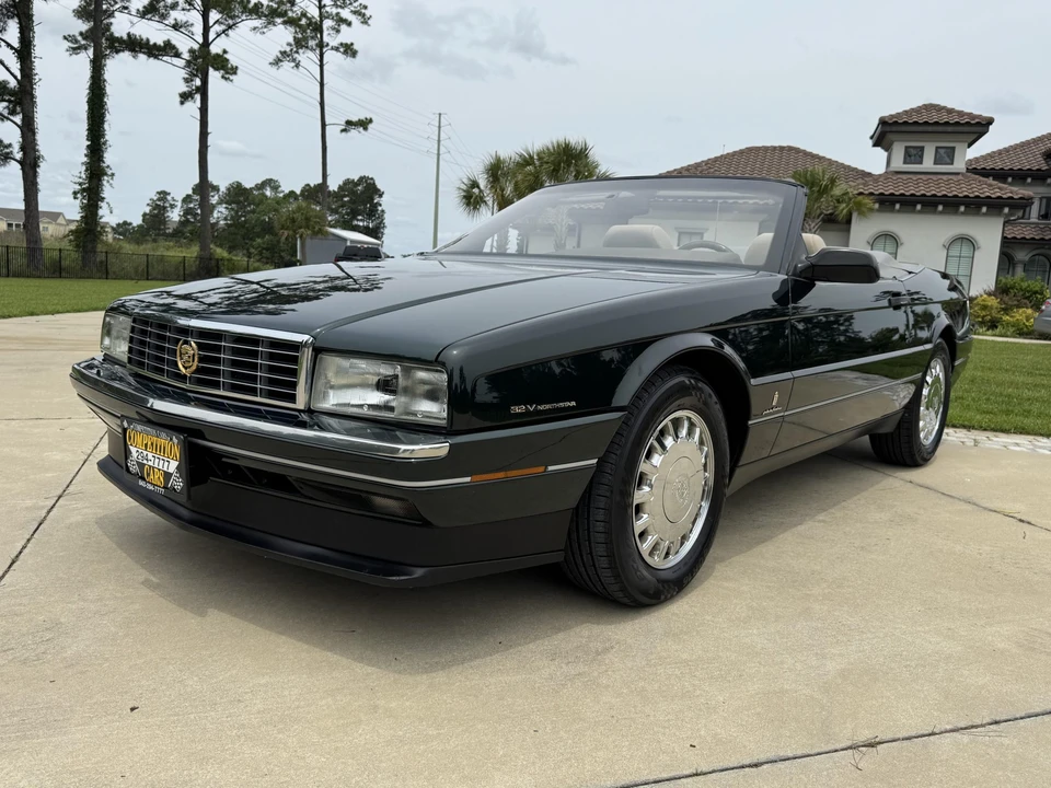 1993 Cadillac Allante - Image 3 of 31