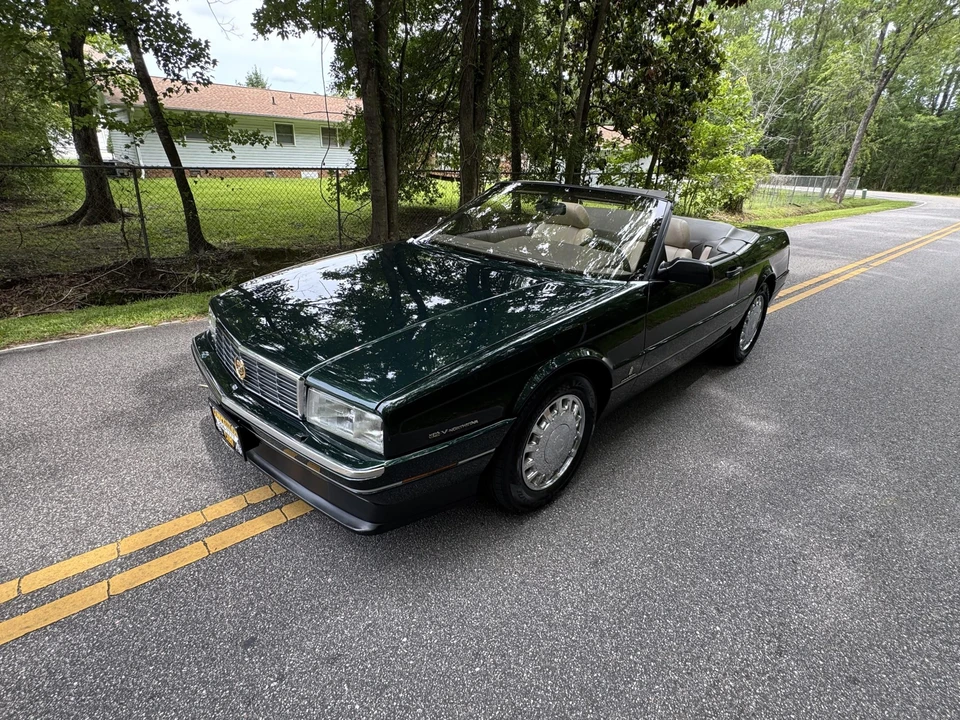 1993 Cadillac Allante - Image 30 of 31