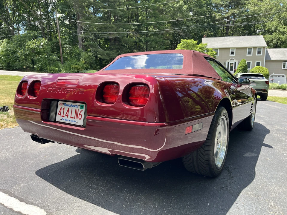 1993 Chevrolet Corvette C4 - Image 16 of 31