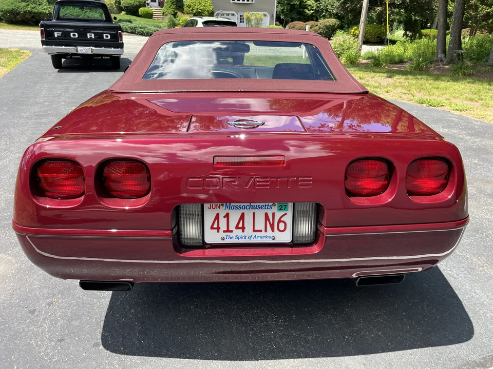 1993 Chevrolet Corvette C4 - Image 18 of 31