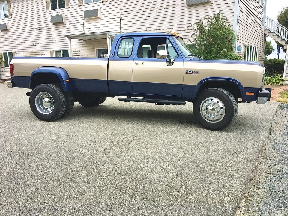 1993 Dodge Ram 1st Gen - Image 13 of 31