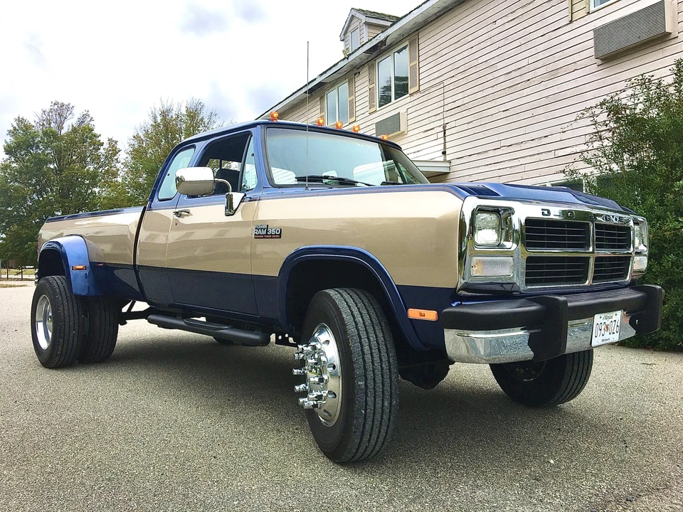 1993 Dodge Ram 1st Gen - Image 15 of 31