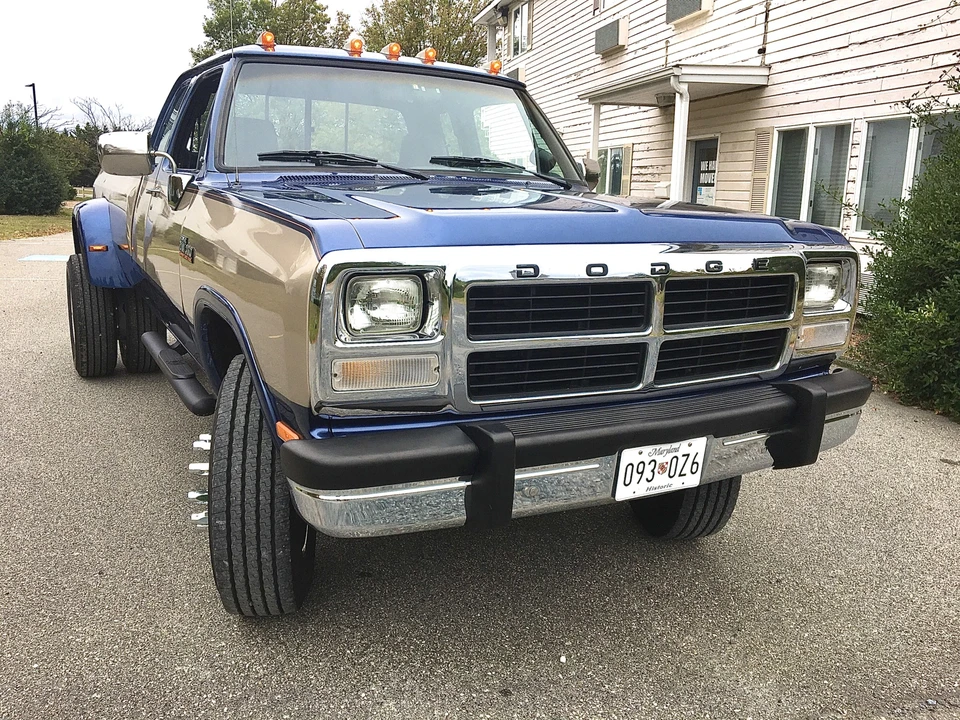 1993 Dodge Ram 1st Gen - Image 16 of 31