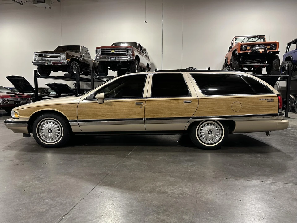 1994 Buick Roadmaster - Image 28 of 31