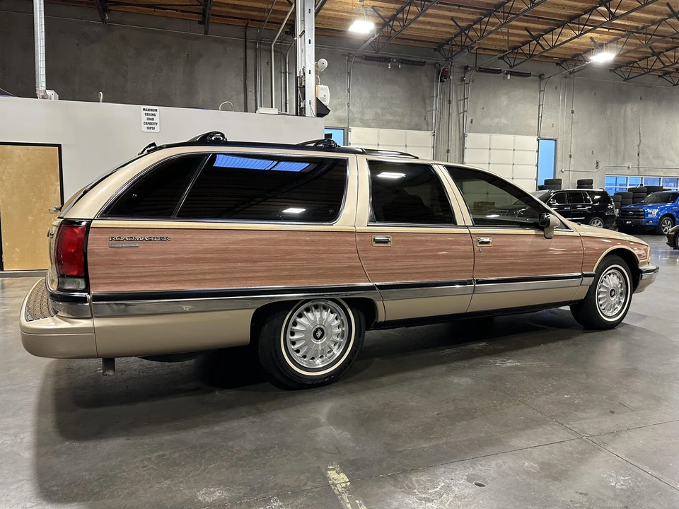 1994 Buick Roadmaster - Image 15 of 31