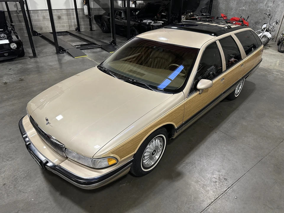 1994 Buick Roadmaster - Image 5 of 31
