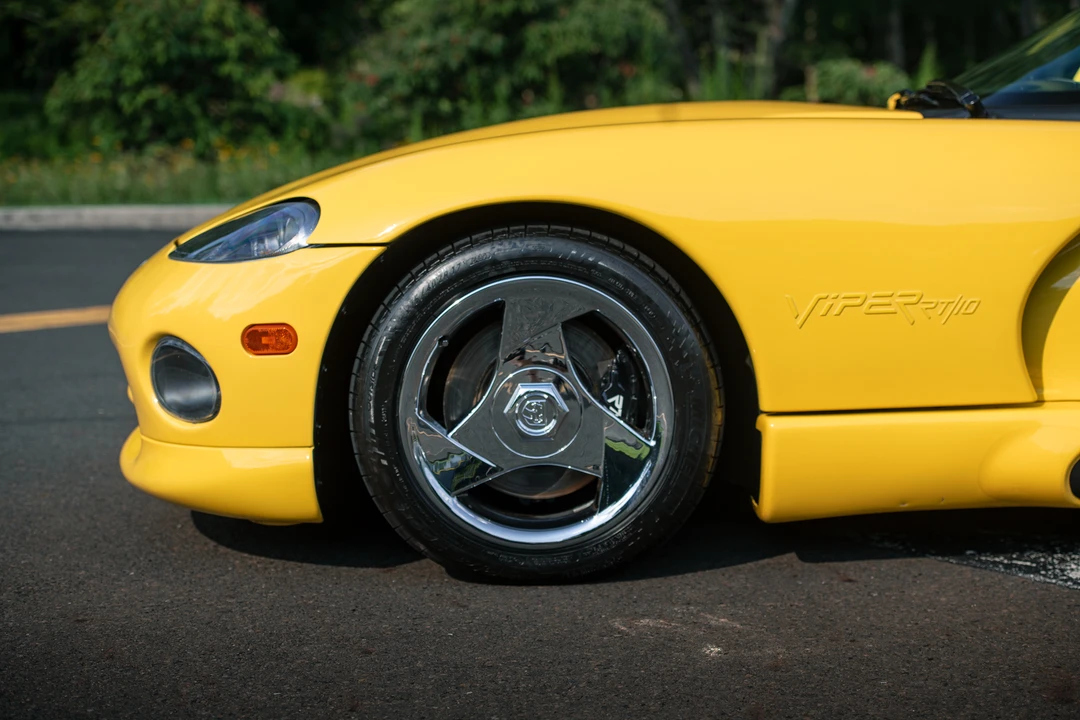 1994 Dodge Viper 1st Gen - Image 28 of 31
