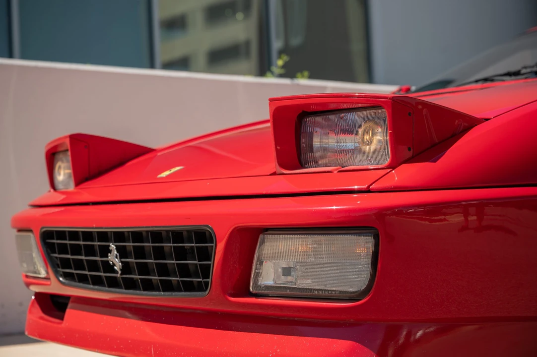 1994 Ferrari 348 Spider - Image 24 of 31