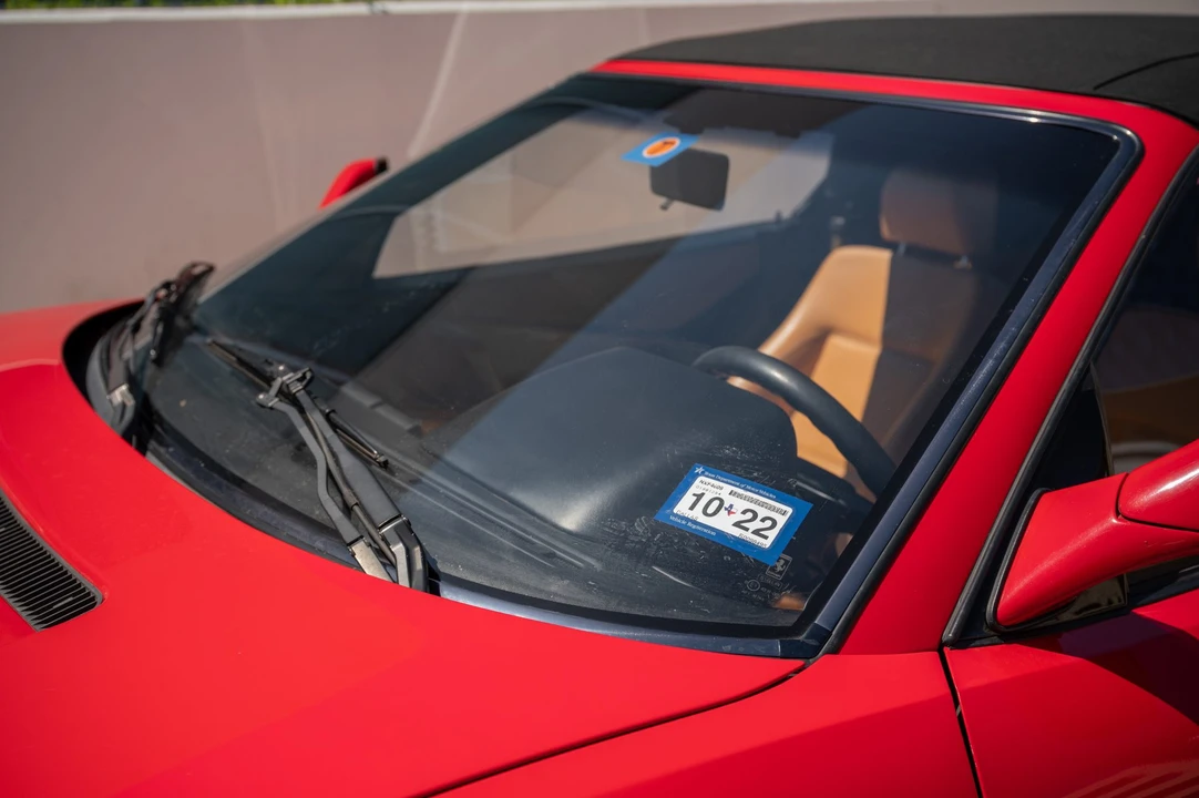 1994 Ferrari 348 Spider - Image 27 of 31
