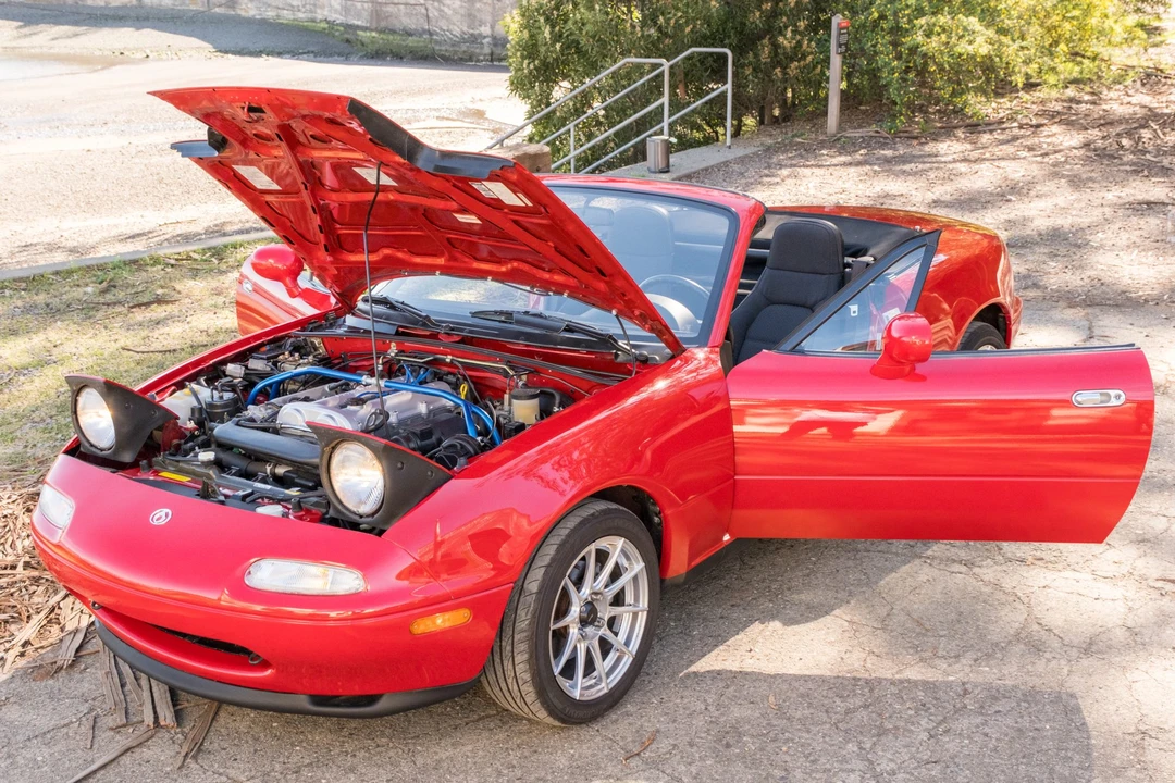 1994 Mazda NA MX-5 Miata - Image 18 of 31