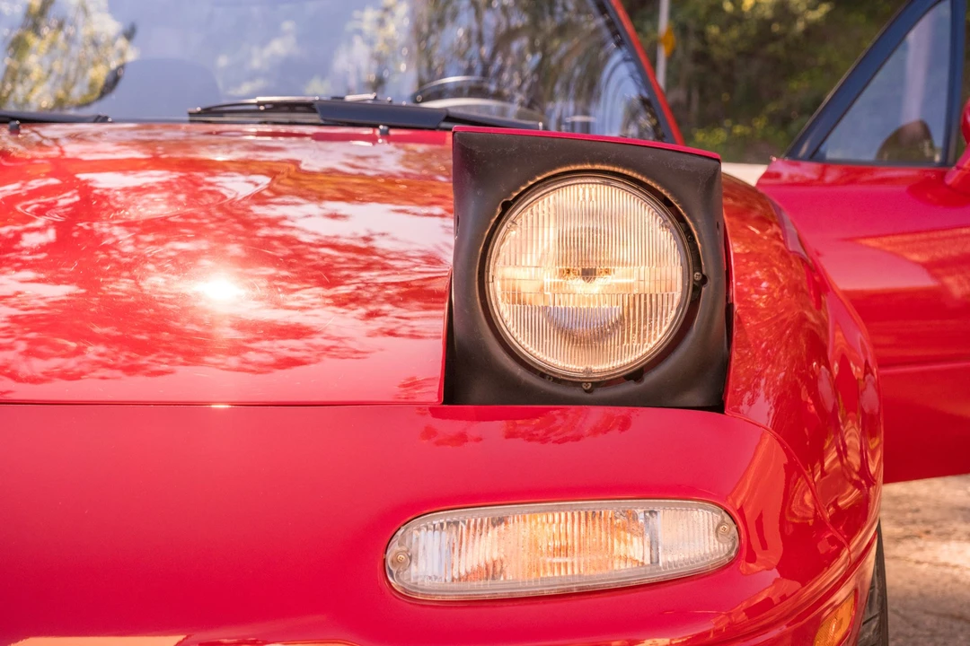 1994 Mazda NA MX-5 Miata - Image 28 of 31