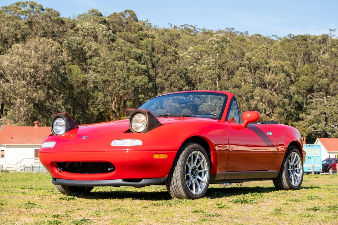 1994 Mazda NA MX-5 Miata - Image 2 of 31