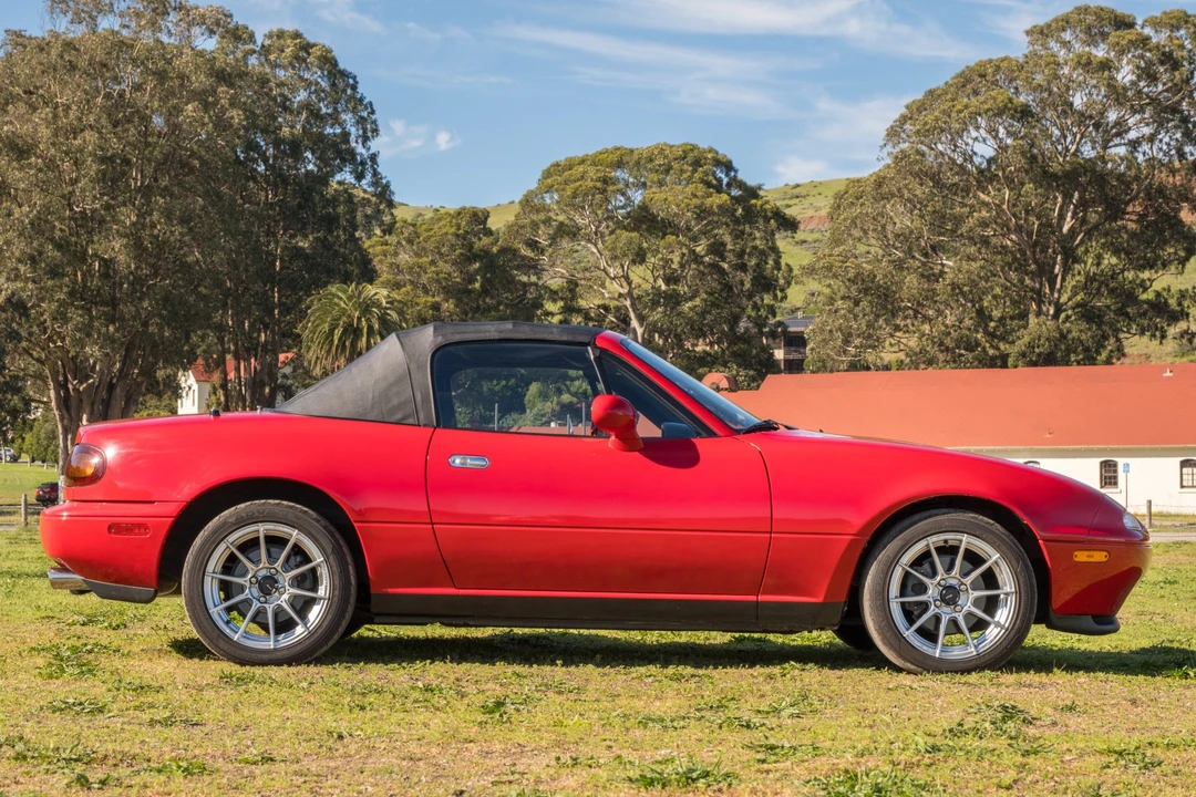 1994 Mazda NA MX-5 Miata - Image 14 of 31