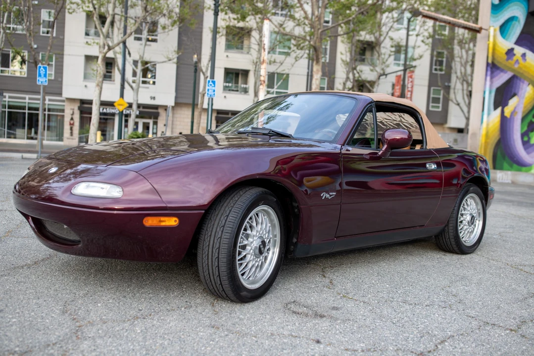 1995 Mazda NA MX-5 Miata - Image 24 of 31
