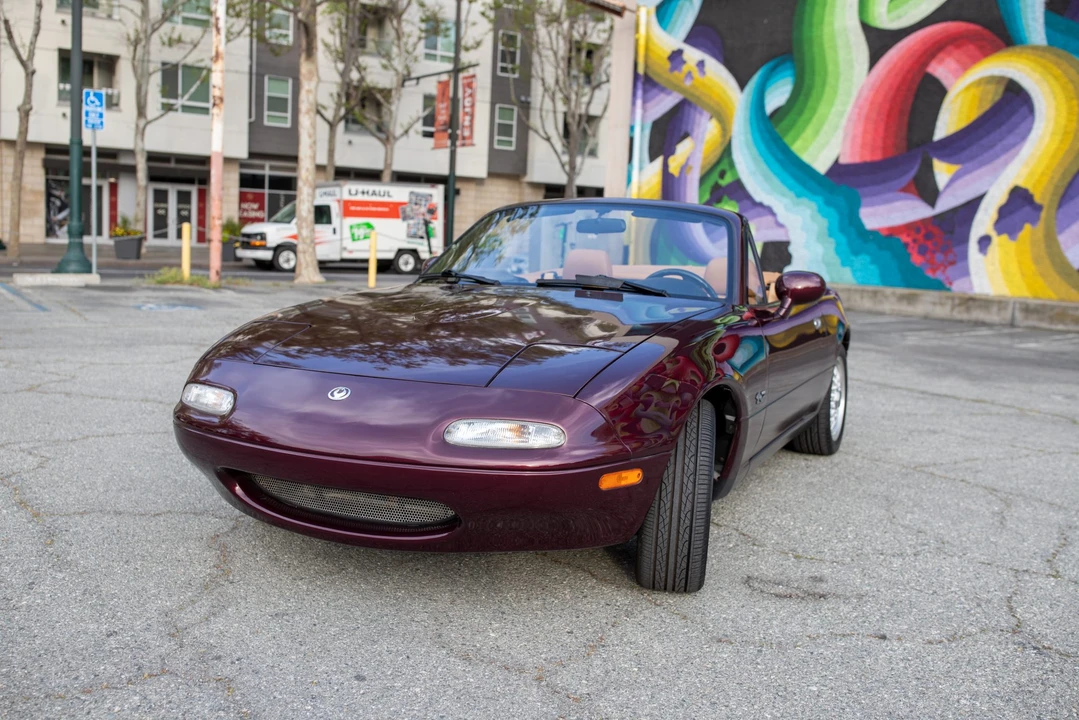 1995 Mazda NA MX-5 Miata - Image 2 of 31