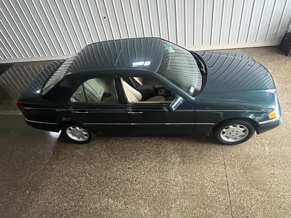 1995 Mercedes-Benz W202 C-Class - Image 13 of 31